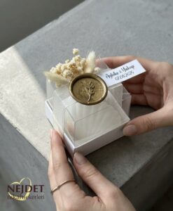 Mühürlü İstiridye Mum Nikah Şekeri