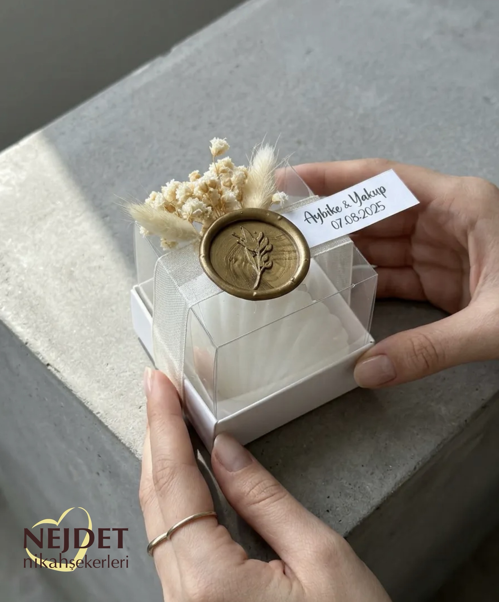 Mühürlü İstiridye Mum Nikah Şekeri