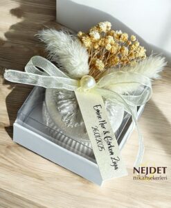 Alternative view of Çiçekli Oval Kutu Nişan - Nikah Hediyeliği